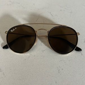 Polarized Ray-ban round double bridge sunglasses with gold frame